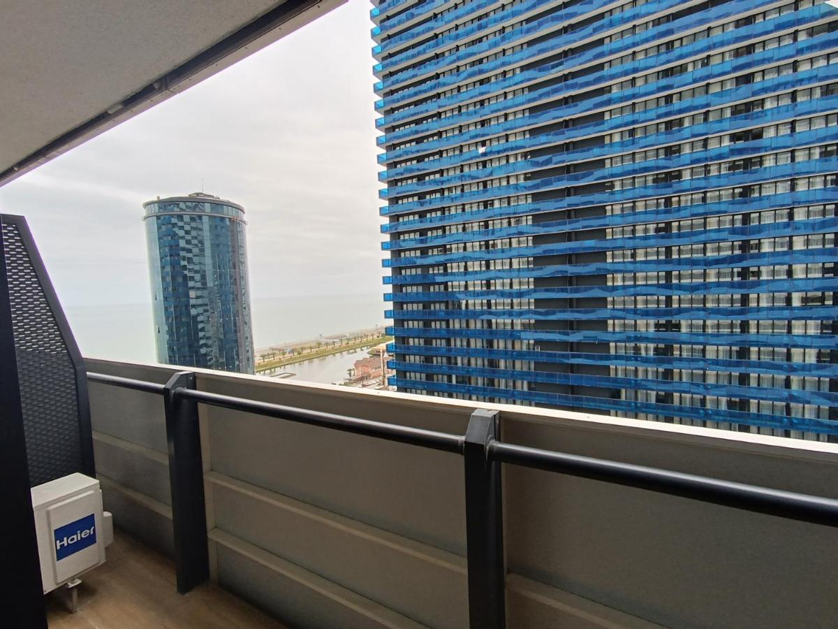 Orbi City Aparthotel Batumi Esterno foto