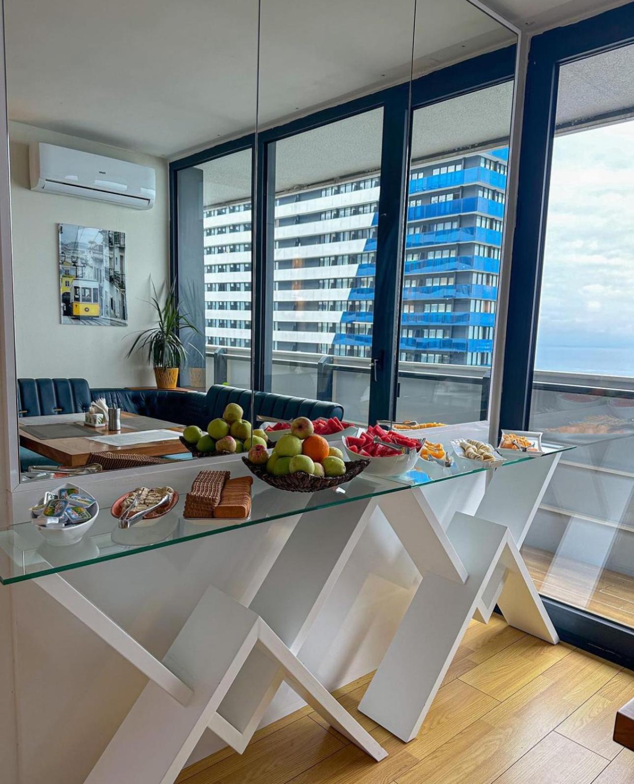 Orbi City Aparthotel Batumi Esterno foto